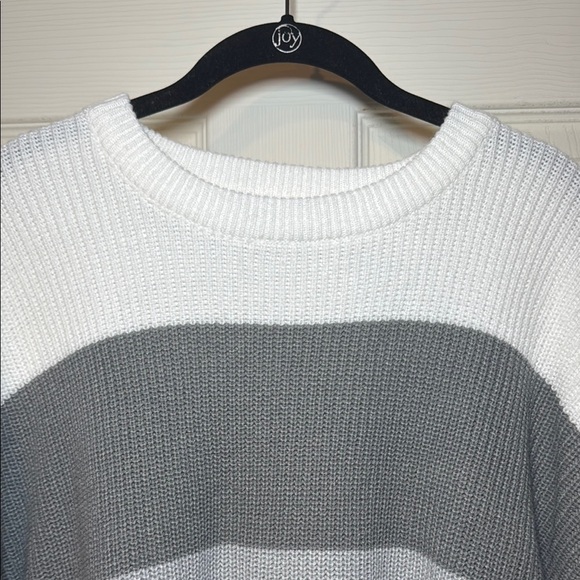 Woman’s Color Block Sweater Long Sleeve Crewneck Striped Size Large - Picture 4 of 9